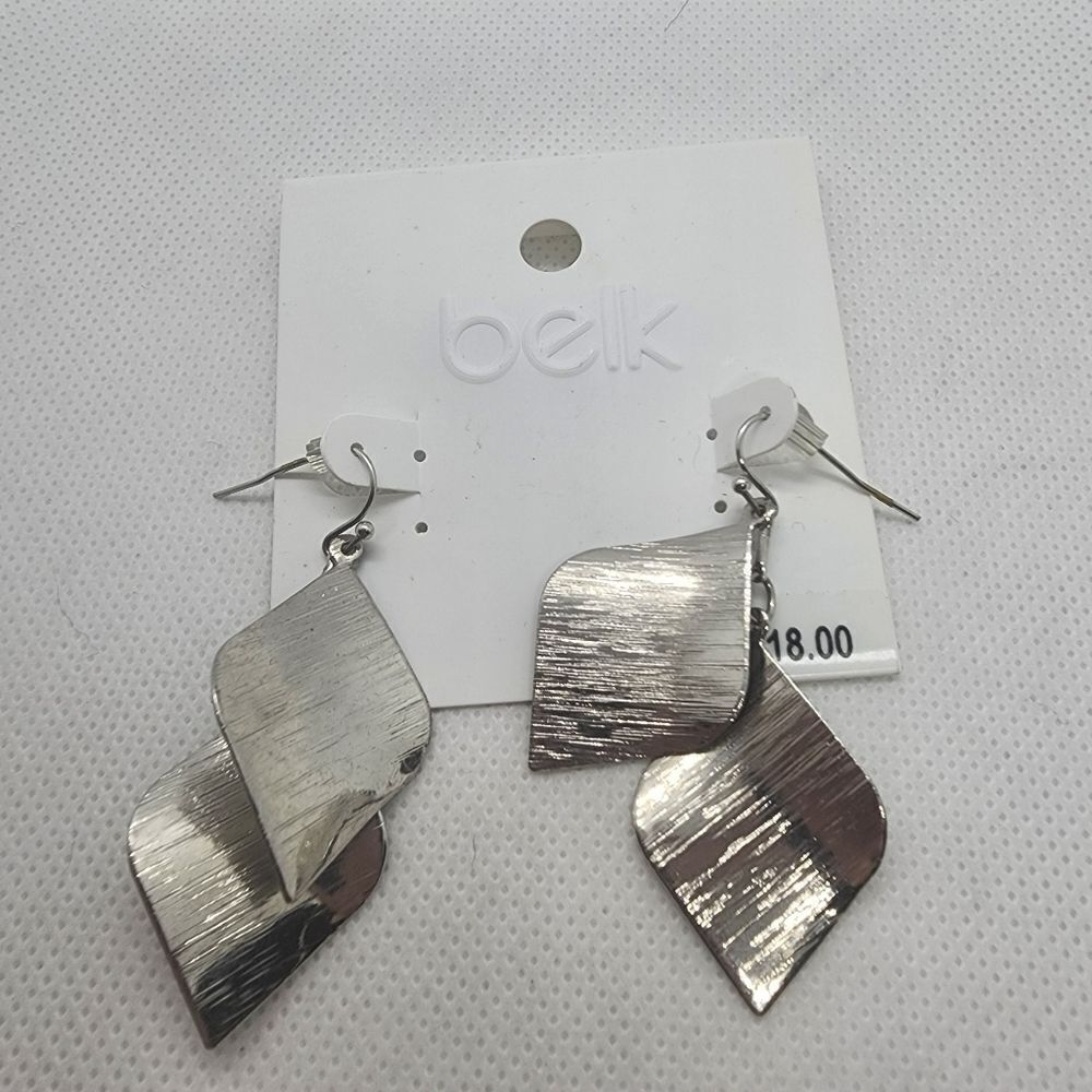 NWT Belk Silver Dangling Earrings